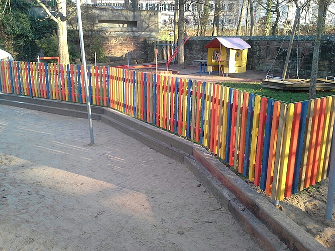 Holzzaun Kindergarten