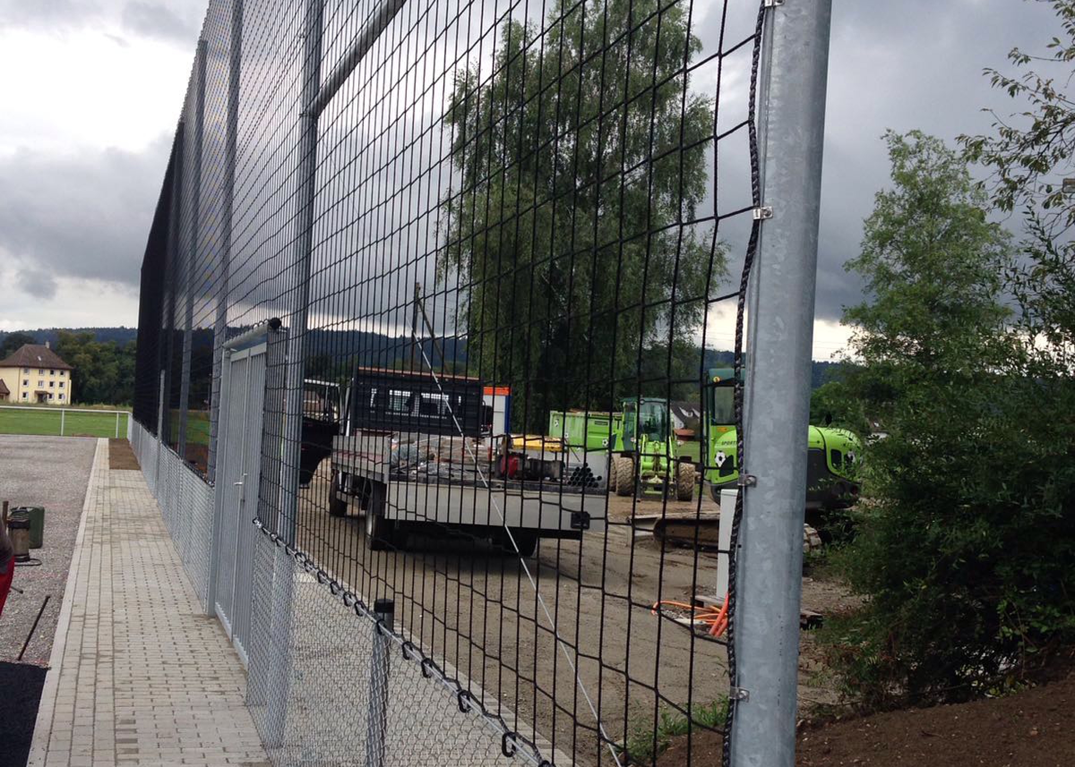 Ballfangzaun mit Netz